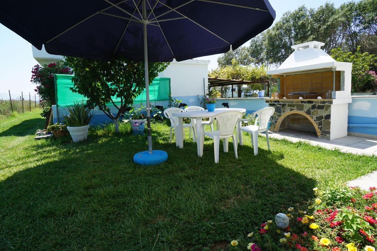 فيلا Dolphins House Paralia Avdhiron المظهر الخارجي الصورة