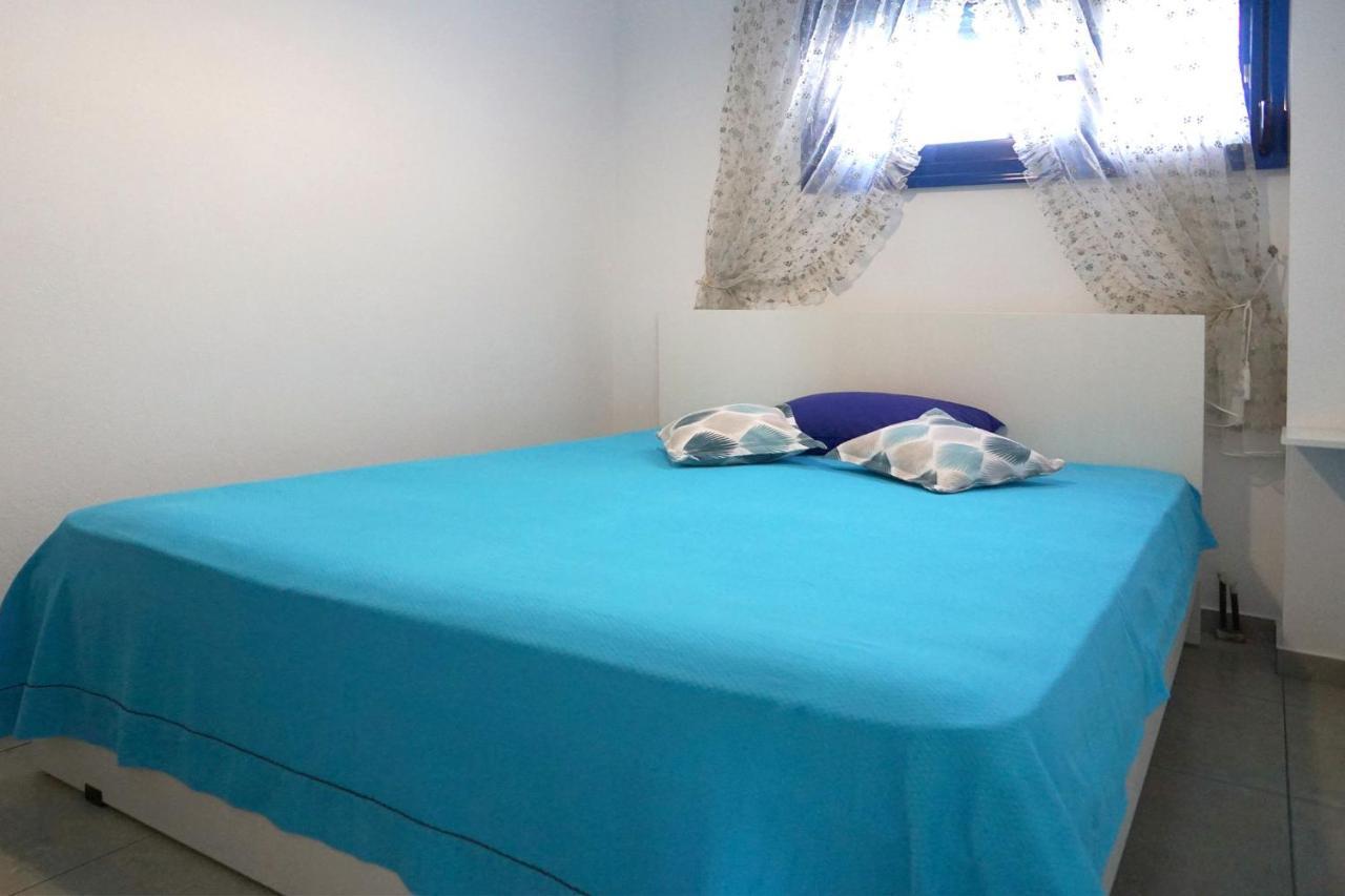 فيلا Dolphins House Paralia Avdhiron المظهر الخارجي الصورة